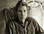 Seth Condrey: Leading people in worship. . . in Spanish and English