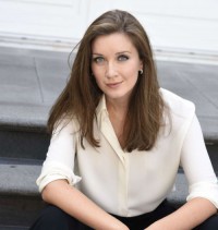 Carly Paoli