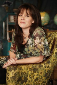 Sara Groves