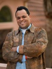 Israel Houghton
