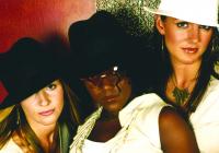 Blush UK: Hot Flush