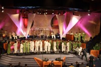 Shekinah Glory Ministry: Tongues and prophecy in full-on gospel worship