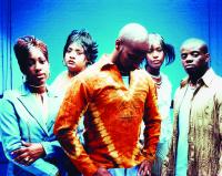 ON TOUR:  Raymond & Co