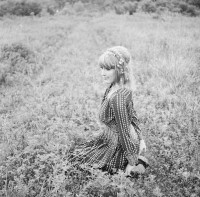 Leigh Nash: Receiving healing from divorce through old hymns