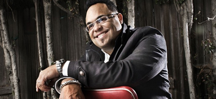 Israel Houghton